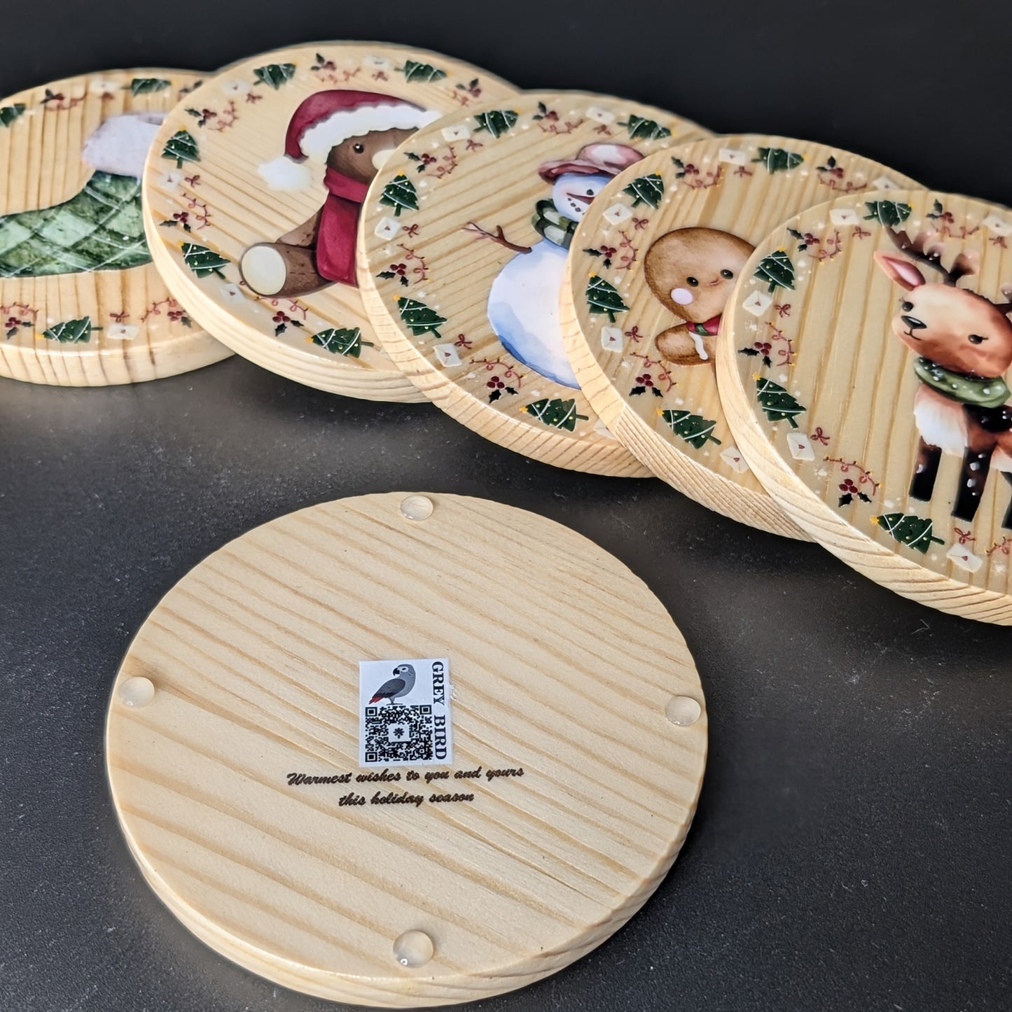 Ensemble de sous-verres de Noël festifs avec support - 6 sous-verres en bois dur • Cadeau d'hôtesse des Fêtes